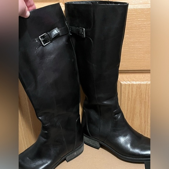 Sam Edelman Patton 2 Riding Boots Black Leather
Side Zip Buckle - Picture 9 of 15